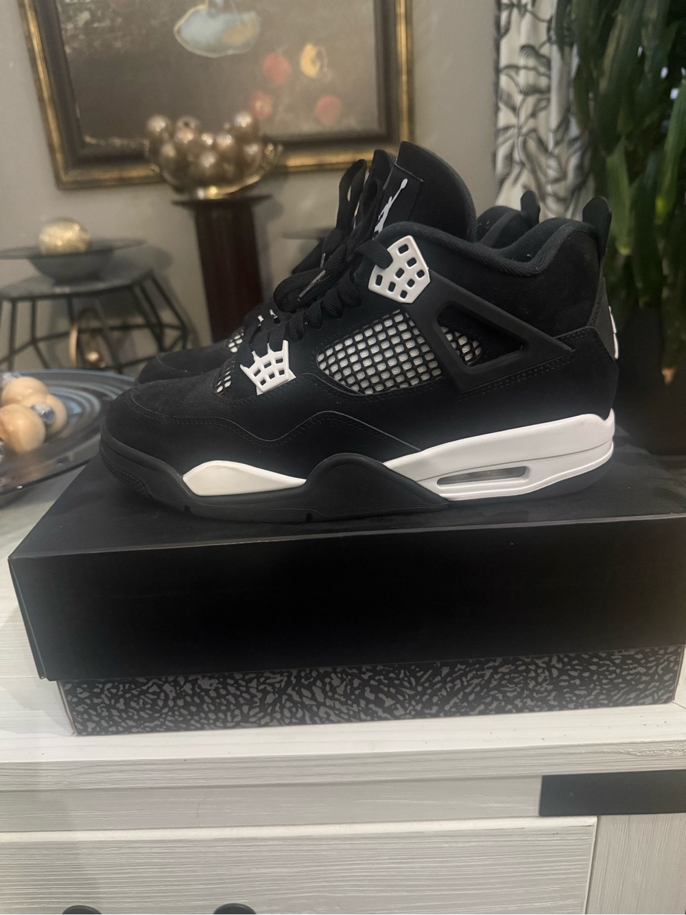Jordan 4 Retro White Thunder